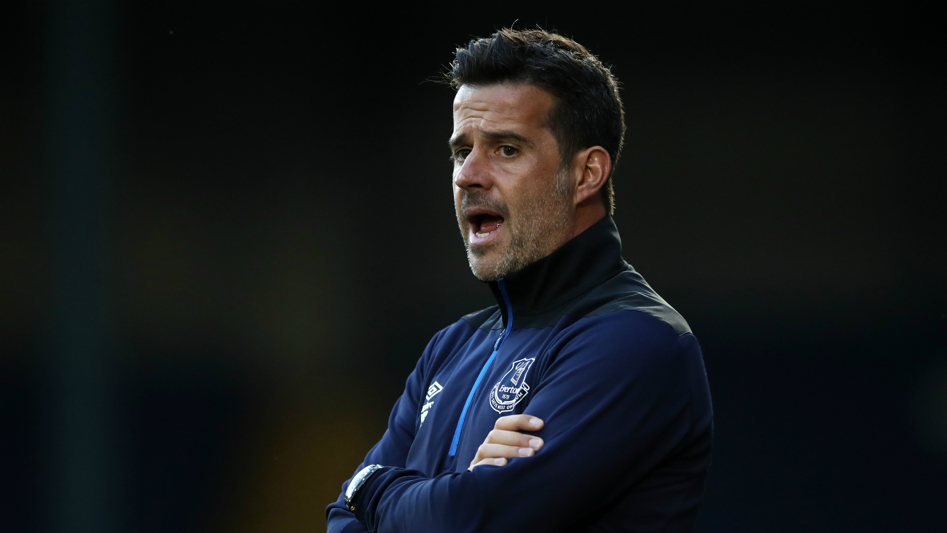 还与曼城对 还与曼城对